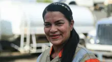 Maria Del Carmen Meza - Operadora de Vehiculo Pesado