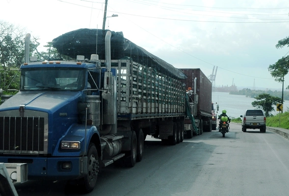 Mintransporte, Superintendencia y Policía: Unidos en la supervisión de precios de fletes y procesos logísticos de carga en el Valle del Cauca