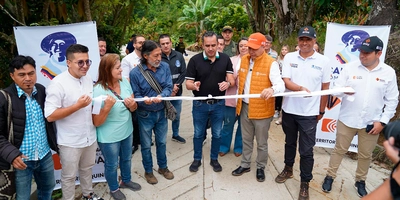 Caminos Comunitarios de la Paz Total entregó cuatro obras en vías rurales del departamento del Quindío