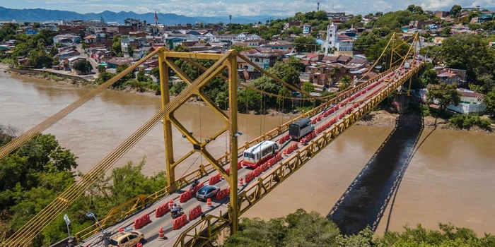 Gobierno Nacional cierra temporalmente Puente Mariano Ospina, que cruza el río Magdalena entre Girardot y Flandes, para realizar intervenciones