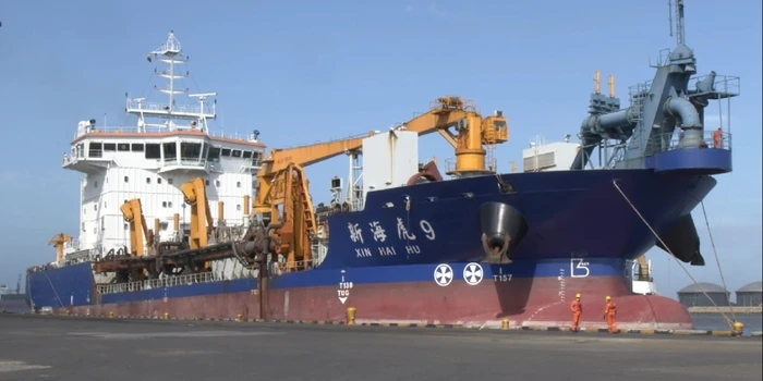 Draga Xin Hai Hu 9 inicia labores para garantizar el mantenimiento del canal de acceso a la Zona portuaria de Barranquilla