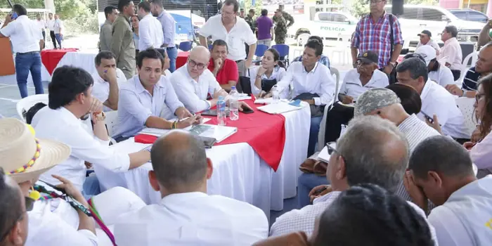 Gobierno nacional se compromete con la rehabilitación del corredor San Juan del Cesar – Custecitas, en La Guajira