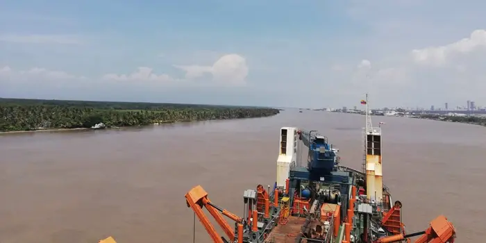 Finaliza con éxito actividad de dragado en canal de acceso al puerto de Barranquilla