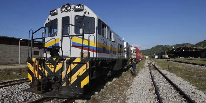 Inició la operación regular del Tren Santa Marta - La Dorada con carga de exportación