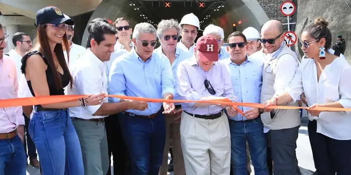 Presidente Iván Duque entrega 10,5 kilómetros de doble calzada en vía Bogotá – Villavicencio