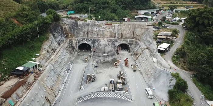 El túnel La Quiebra, una obra que reducirá de 40 a 8 minutos, el recorrido entre los corregimientos de Santiago y El Limón, en Antioquia