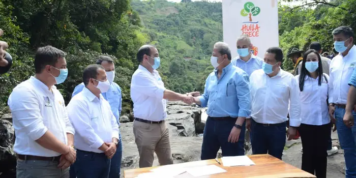 Gobierno Nacional, Gobernador del Huila y alcaldes del departamento se comprometen a trabajar en la preservación del agua del río Magdalena