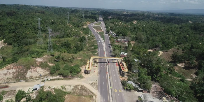 ANI entrega cinco de los nueve puentes peatonales que se construyen en Barrancabermeja, se beneficiarán más de 8.800 habitantes