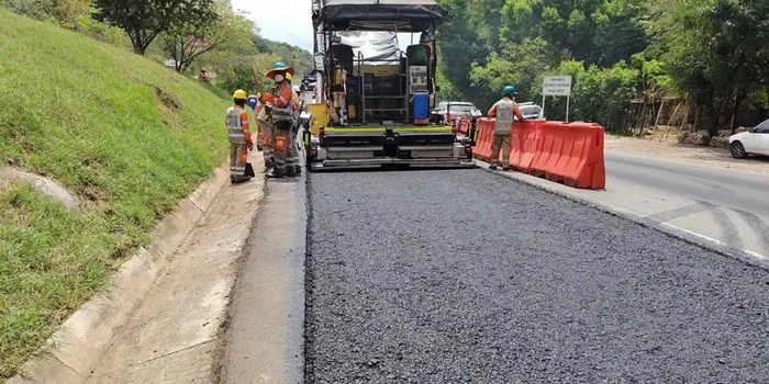 Con la estabilización de taludes y la rehabilitación de pavimento comienzan las obras en el proyecto Tercer Carril Bogotá-Girardot