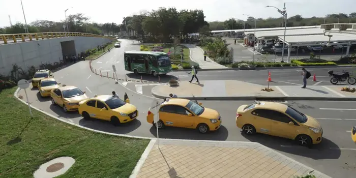 Hoy el Ministerio de Transporte se reunirá con el gremio de taxis para dar cumplimiento al seguimiento pactado