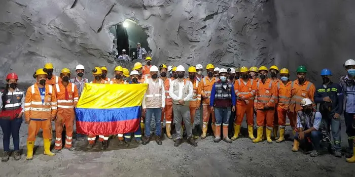 El Túnel de Amagá logra el cale y finaliza etapa de excavación de la calzada derecha