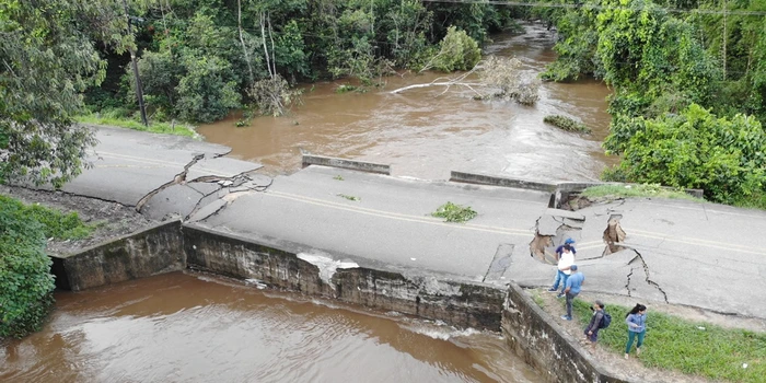 INVÍAS inspecciona afectaciones viales por lluvias en el corredor Fortul - Saravena, en Arauca