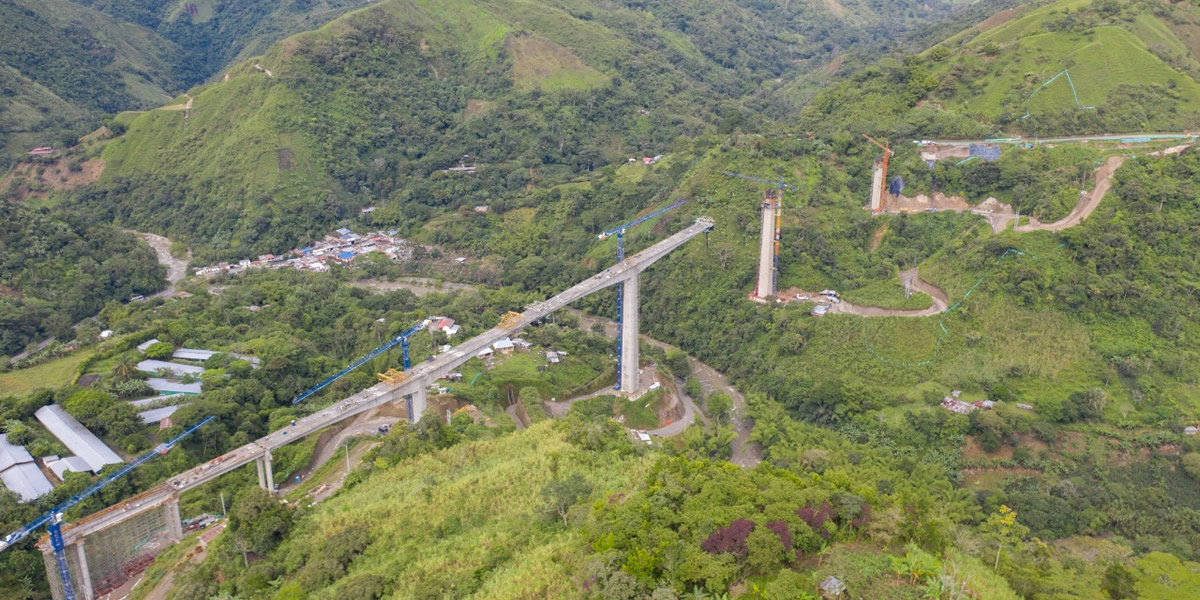 En 80% avanza construcción del puente en el corregimiento Coello – Cocora, uno de los más largos del corredor Girardot – Ibagué – Cajamarca